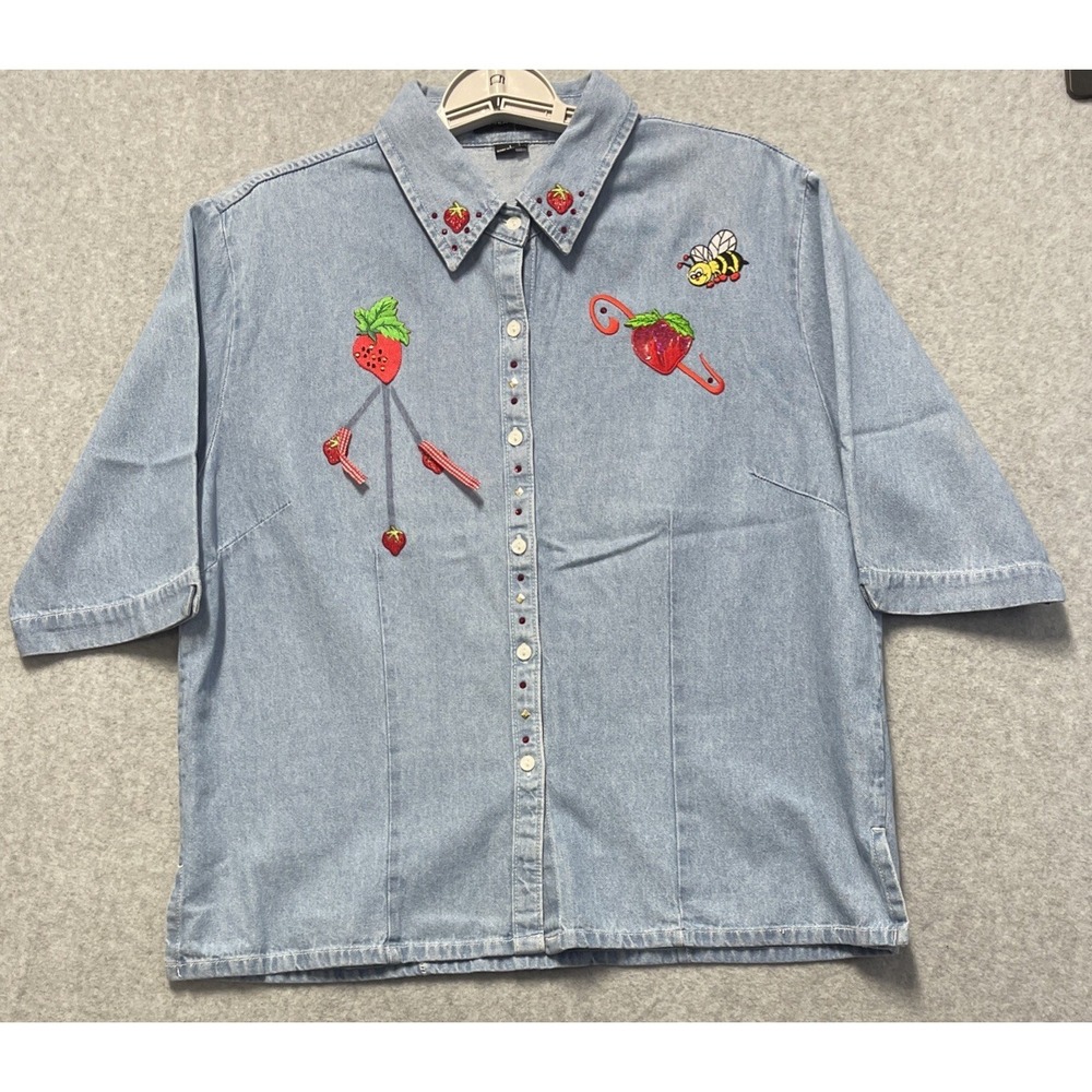 Sierra Pacific Women's Teacher Denim Shirt Patchwork Strawberry Bees Sz Lg